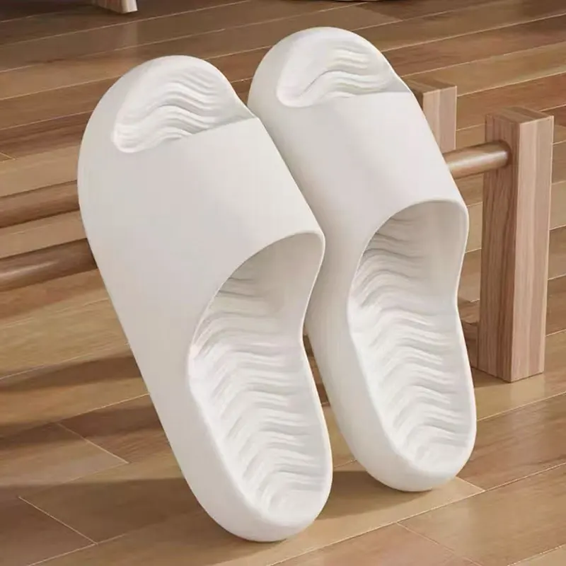 Thick-soled Solid Color Slippers